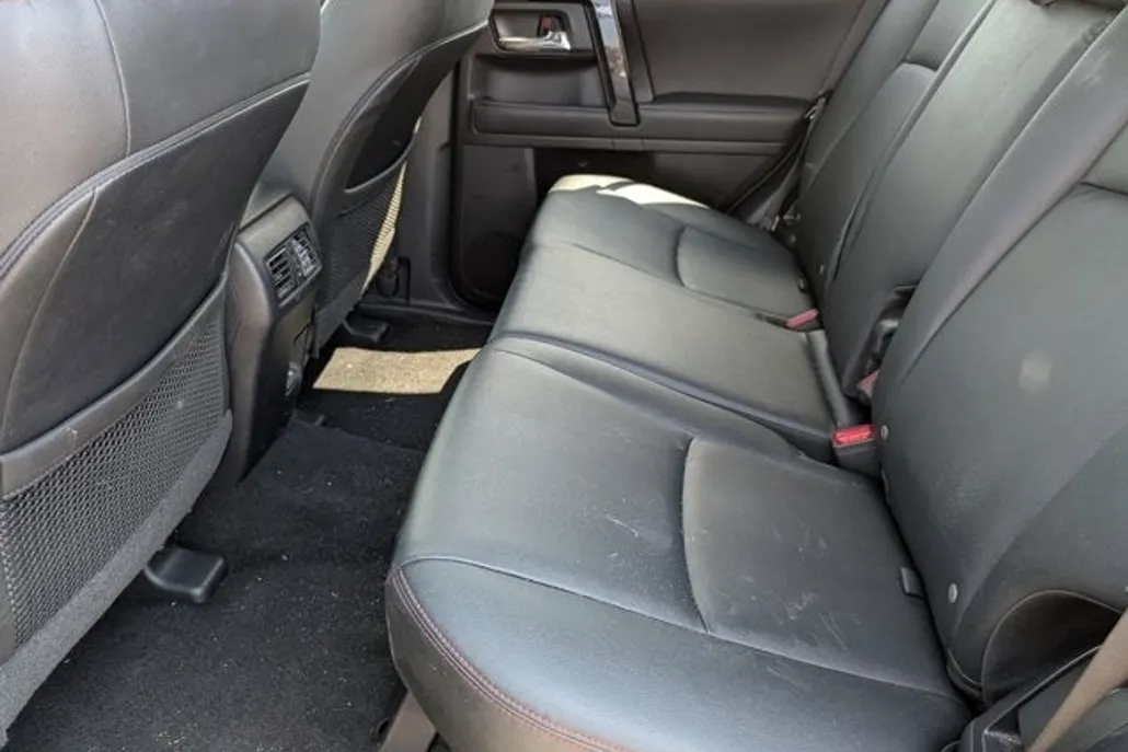 2024 Toyota 4Runner TRD Off-Road photo 1