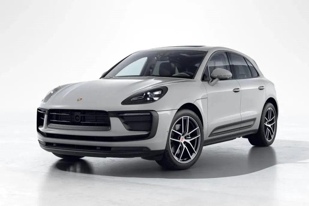 2026 Porsche Macan T photo 1