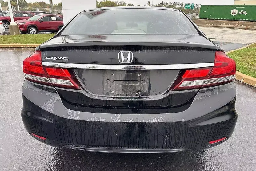 2013 Honda Civic LX photo 1