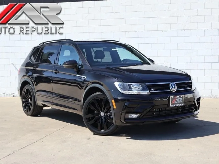 2021 Volkswagen Tiguan SE R-Line Black photo 1