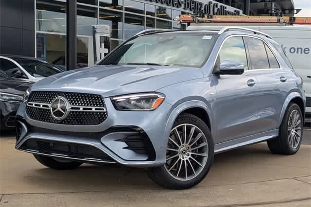 2025 Mercedes Benz GLE 450e 4MATIC photo 1
