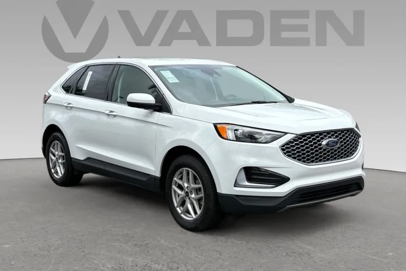 2023 Ford Edge SEL photo 1