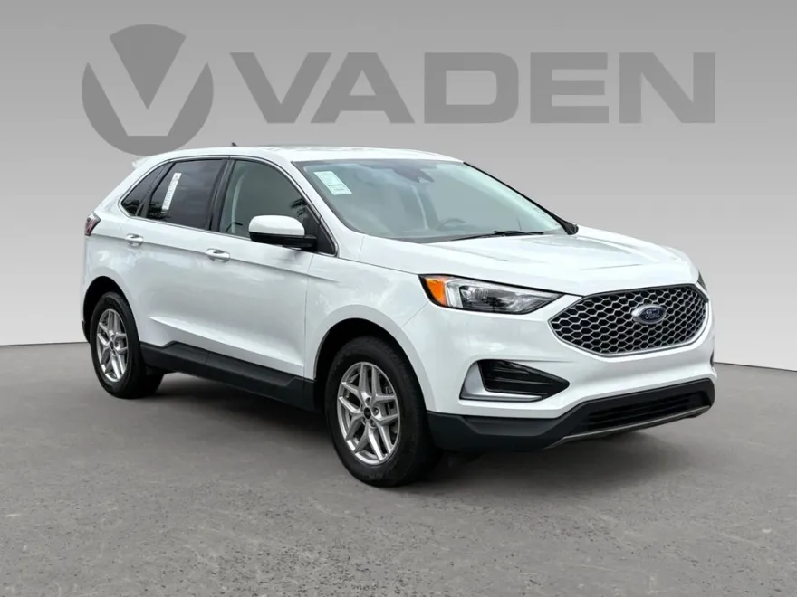 2023 Ford Edge SEL photo 1