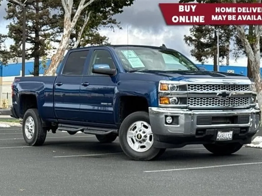 2019 Chevrolet Silverado 2500HD LT photo 1