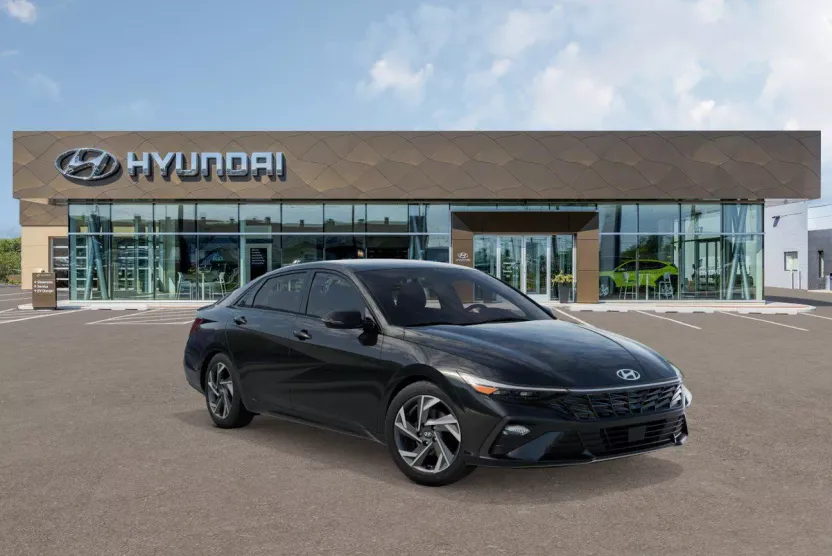 2025 Hyundai Elantra SEL Sport photo 1