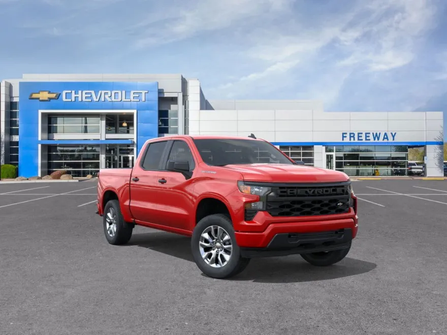2026 Chevrolet Silverado 1500 Custom photo 1