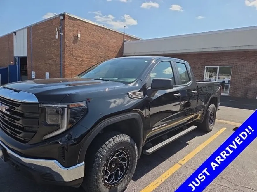 2023 Gmc Sierra 1500 Pro photo 1