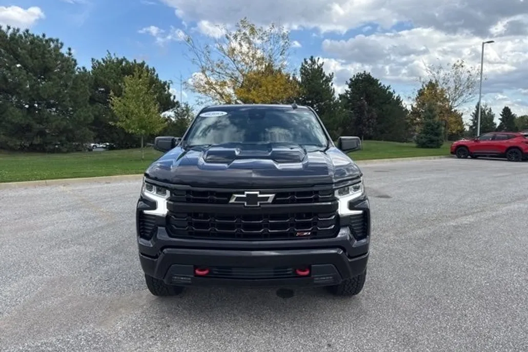 2022 Chevrolet Silverado 1500 LT Trail Boss photo 1