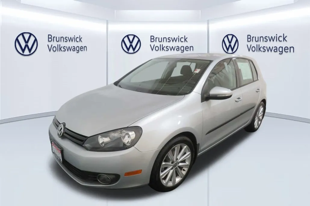 2013 Volkswagen Golf TDI photo 1