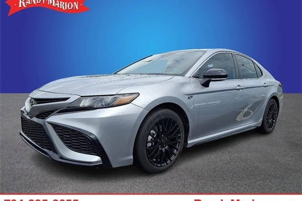 2023 Toyota Camry SE photo 1