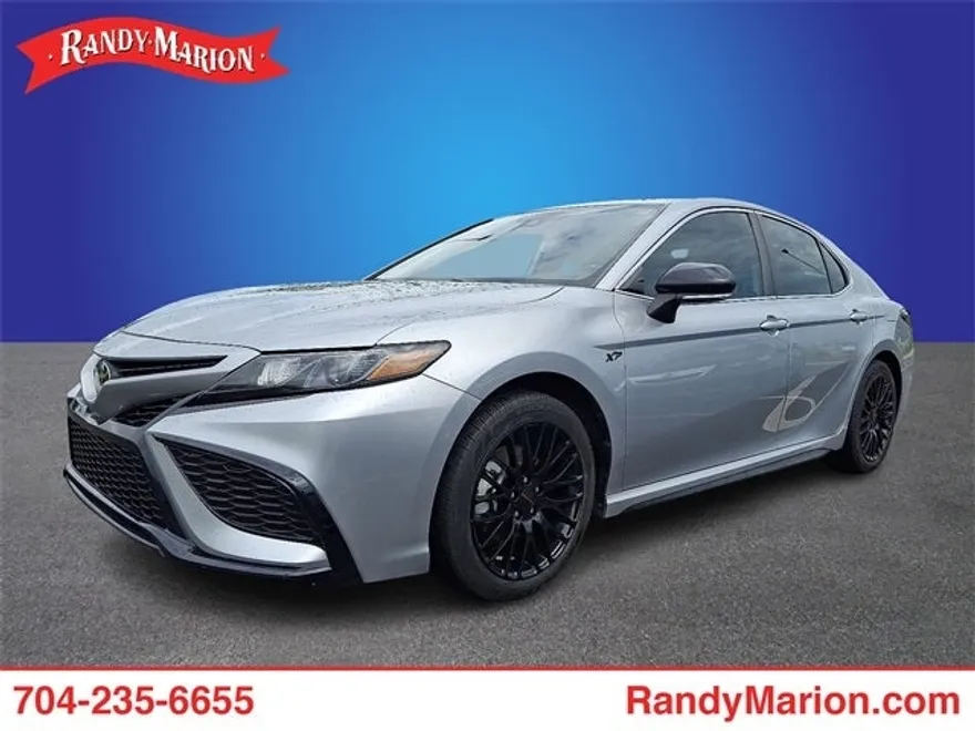 2023 Toyota Camry SE photo 1