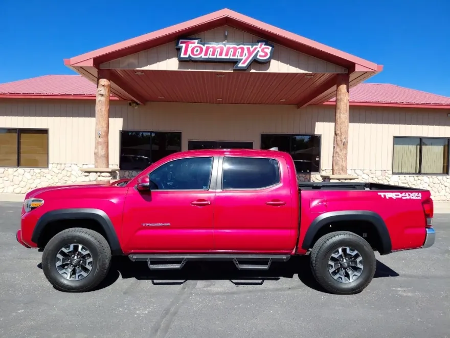 2017 Toyota Tacoma Base photo 1