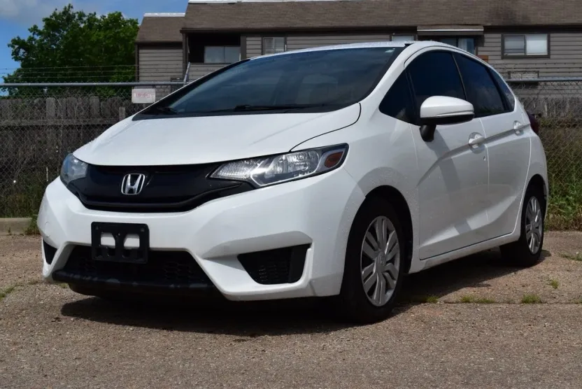 2017 Honda Fit LX photo 1