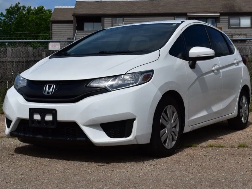 2017 Honda Fit LX photo 1