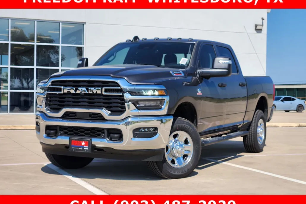 2025 Ram 2500 Tradesman photo 1
