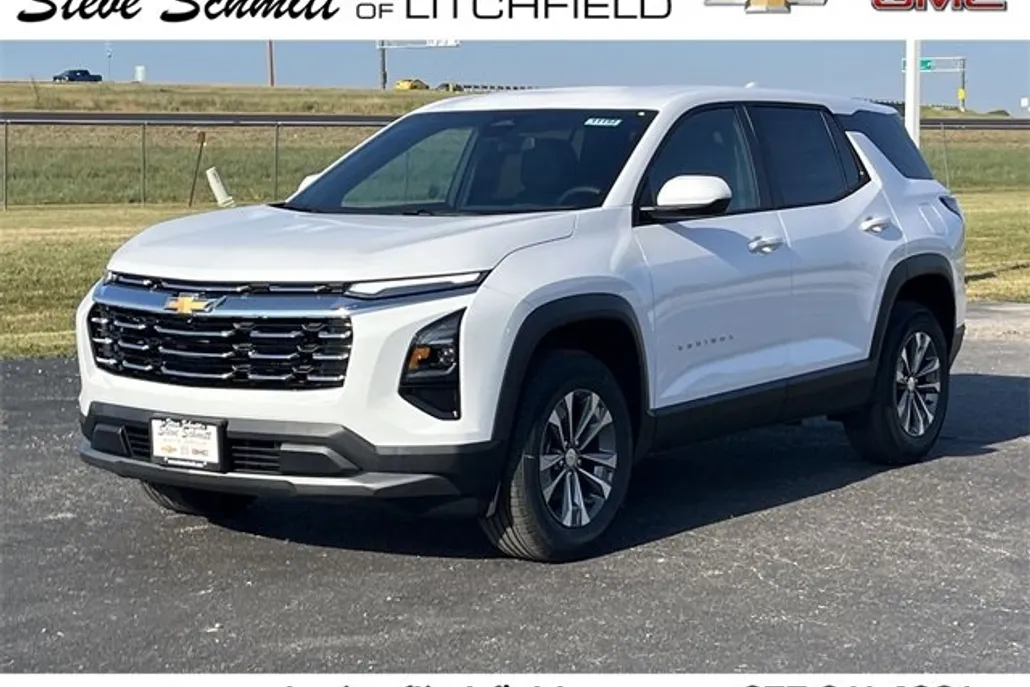 2026 Chevrolet Equinox LT photo 1