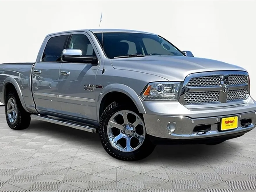 2015 Ram 1500 Laramie photo 1