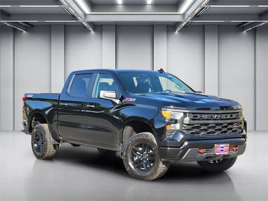 2026 Chevrolet Silverado 1500 Custom Trail Boss photo 1