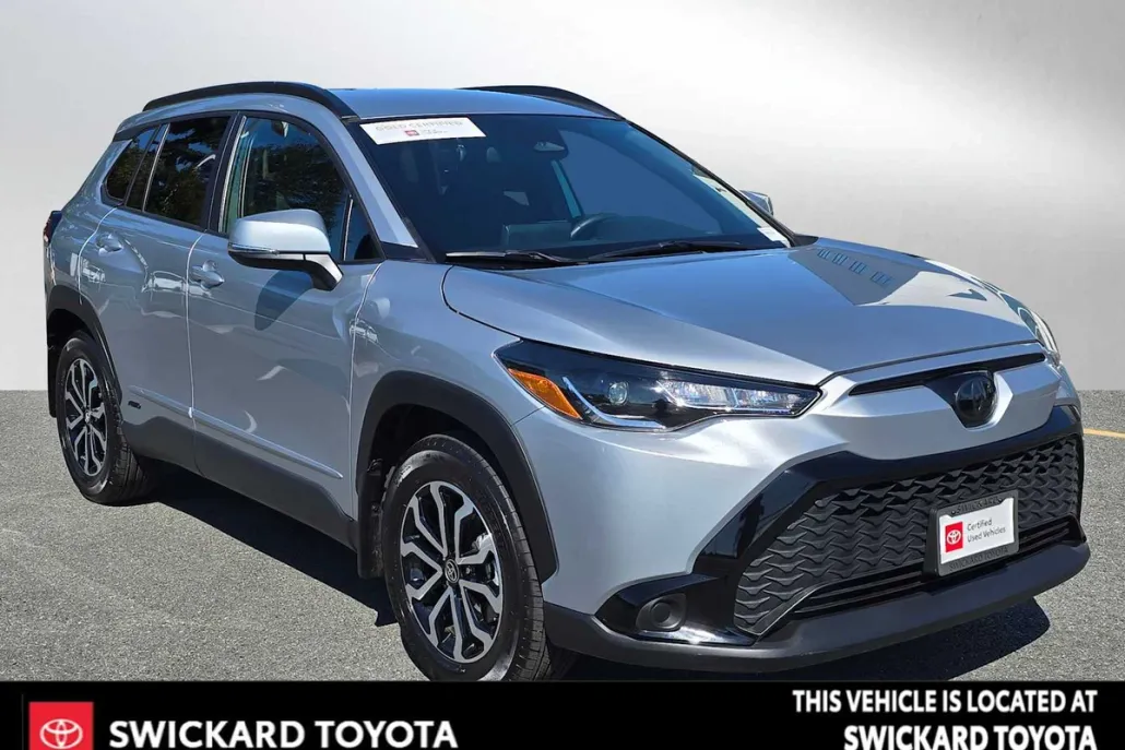 2024 Toyota Corolla Cross Hybrid SE photo 1
