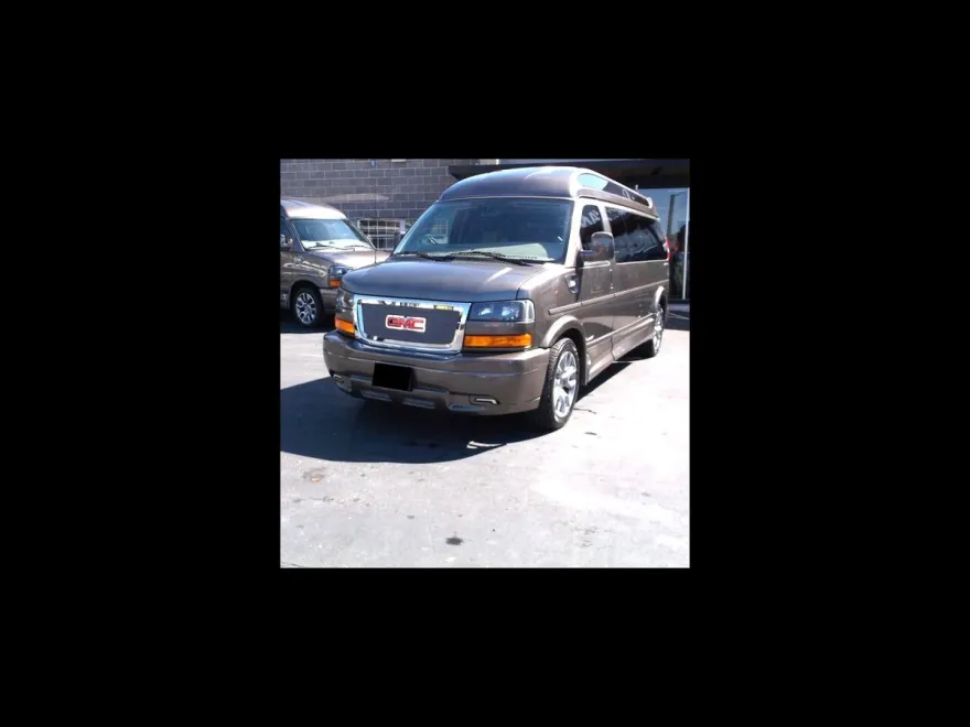 2023 Gmc Savana Cargo photo 1