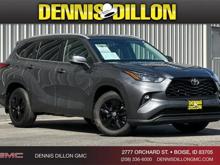 2022 Toyota Highlander XLE photo 1