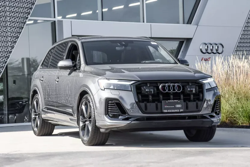 2025 Audi Q7 Premium Plus photo 1
