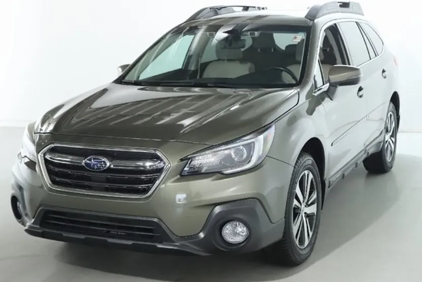 2018 Subaru Outback 3.6R Limited photo 1