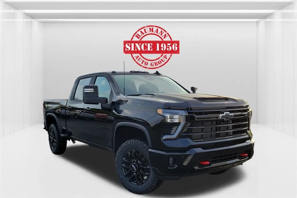 2026 Chevrolet Silverado 2500HD LT photo 1