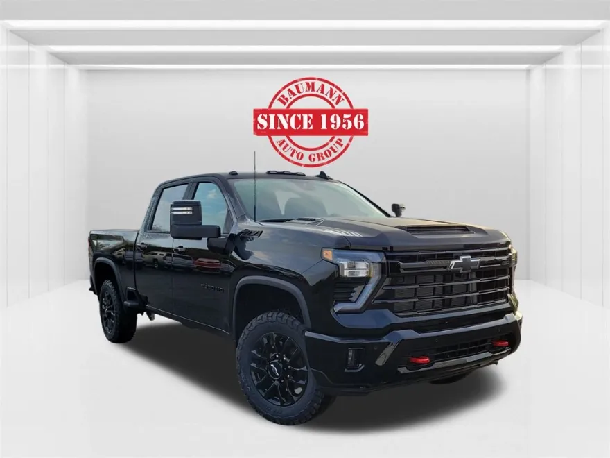 2026 Chevrolet Silverado 2500HD LT photo 1