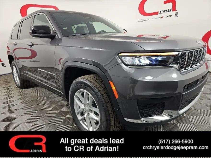 2025 Jeep Grand Cherokee Laredo X photo 1