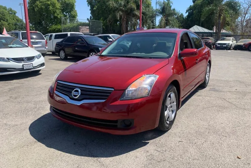 2008 Nissan Altima 2.5 S photo 1