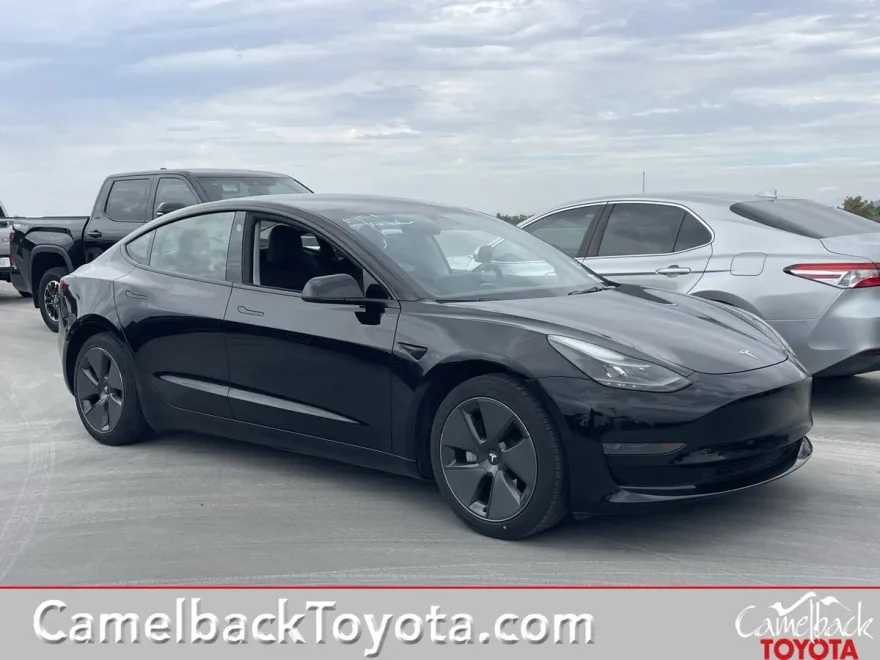 2023 Tesla Model 3 photo 1