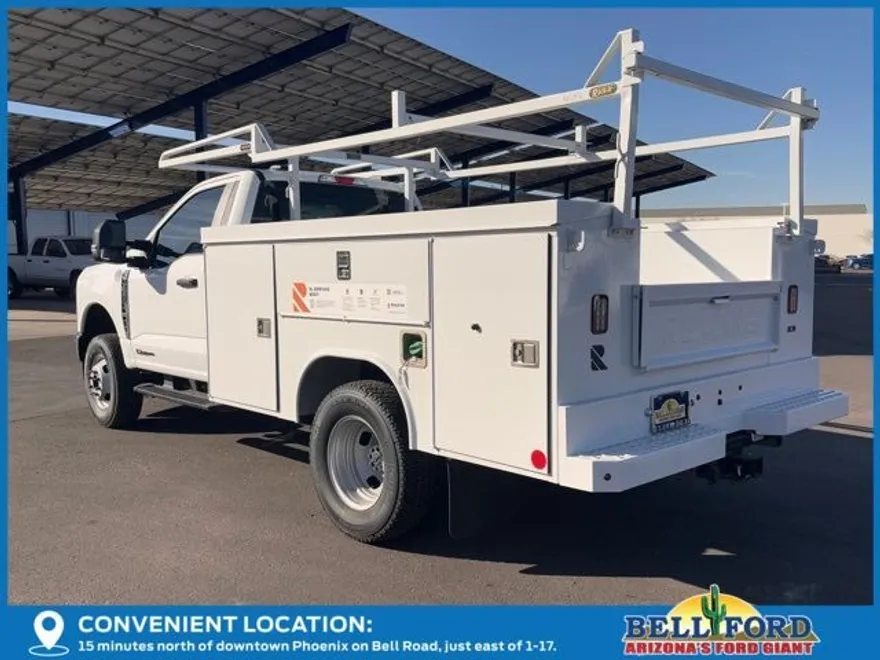 2024 Ford F-350 photo 1