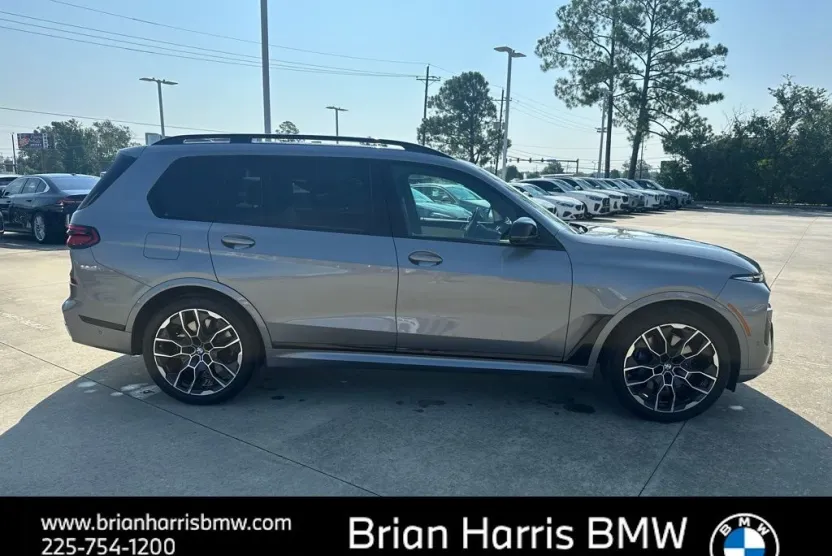 2025 Bmw X7 M60i photo 1