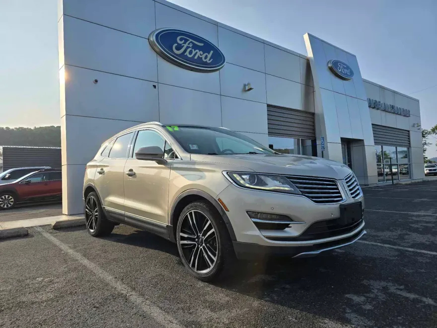 2017 Lincoln MKC Reserve photo 1