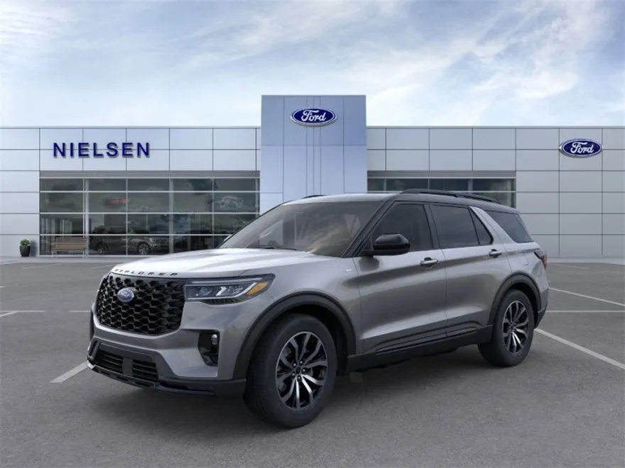 2025 Ford Explorer ST-Line photo 1