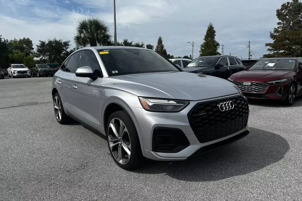 2022 Audi Q5 Sportback S line Premium Plus 45 TFSI photo 1