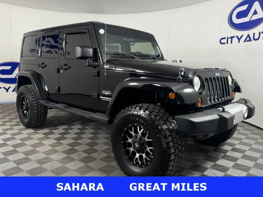 2012 Jeep Wrangler Sahara photo 1
