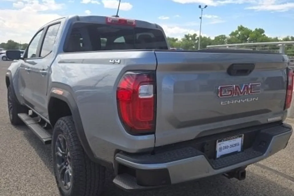 2025 Gmc Canyon Elevation photo 1