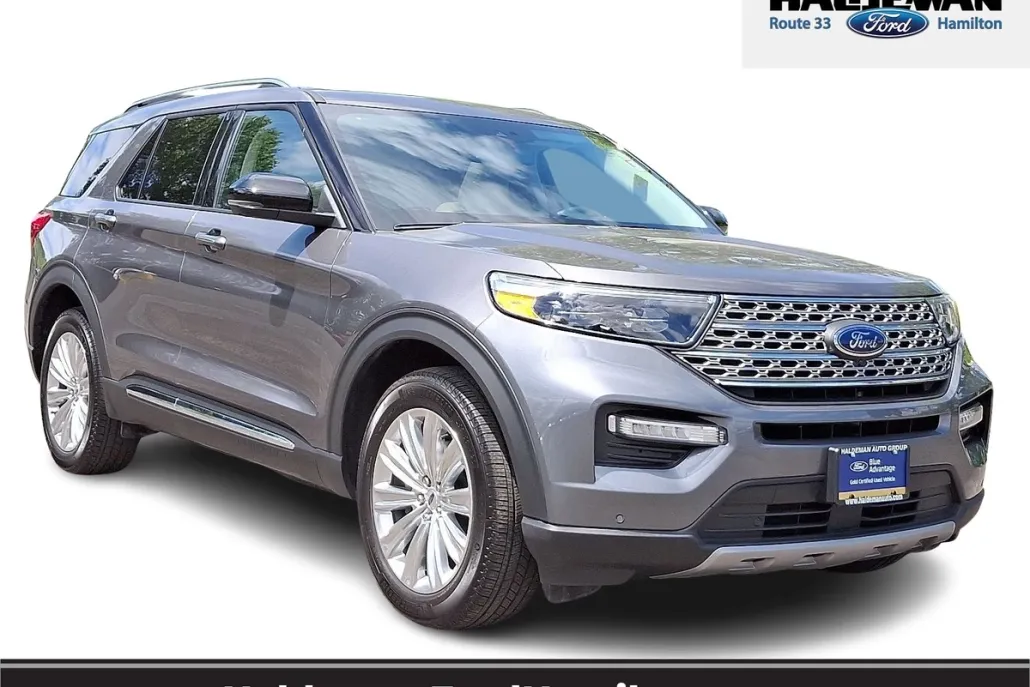 2023 Ford Explorer Limited photo 1