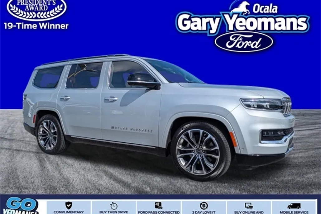 2023 Jeep Grand Wagoneer III photo 1