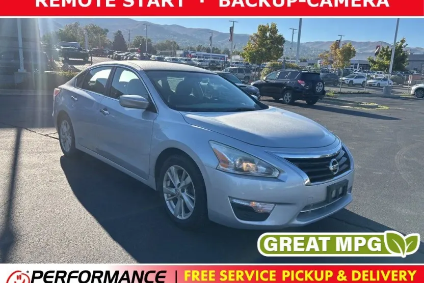 2013 Nissan Altima 2.5 SV photo 1