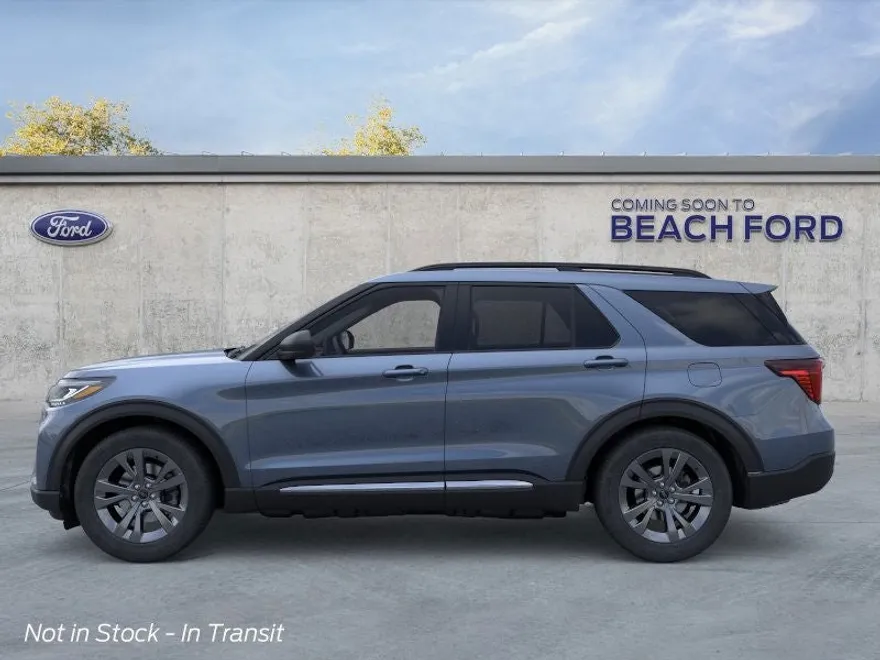 2025 Ford Explorer photo 1