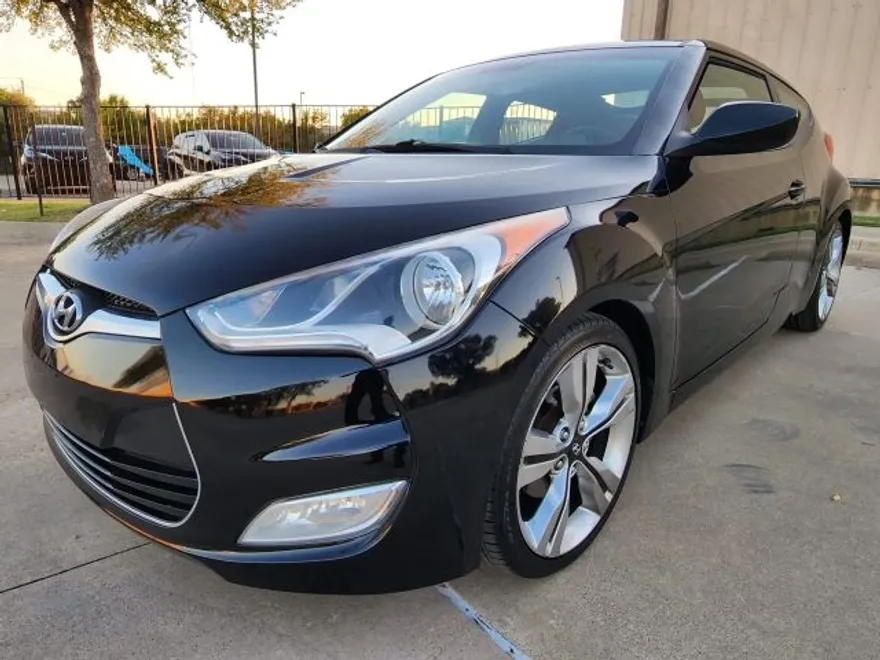 2012 Hyundai Veloster photo 1