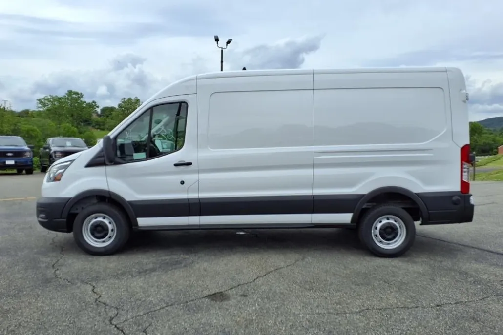 2025 Ford Transit Cargo Van photo 1