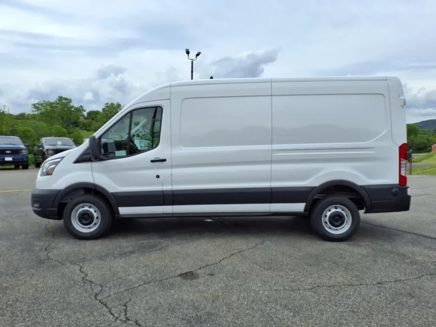 2025 Ford Transit Cargo Van photo 1