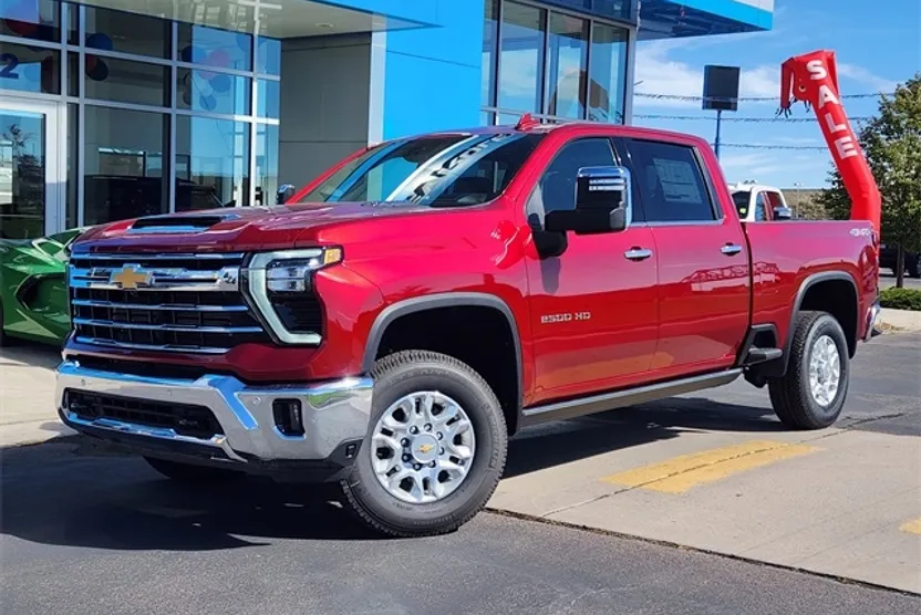 2025 Chevrolet Silverado 2500HD LTZ photo 1