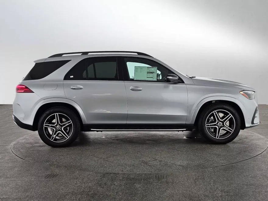2026 Mercedes Benz GLE 450e 4MATIC photo 1