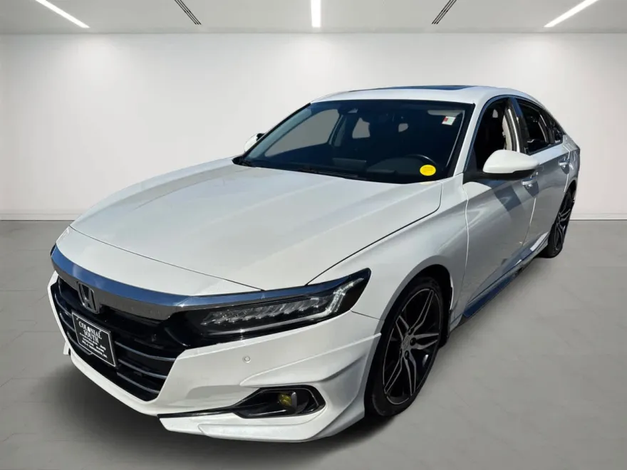 2022 Honda Accord Touring 2.0T photo 1