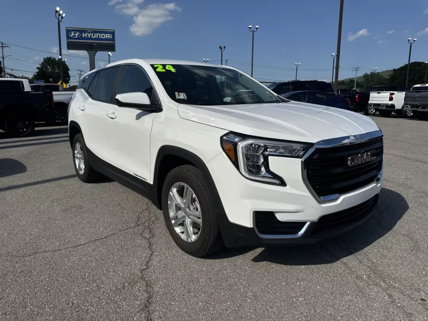 2024 Gmc Terrain SLE photo 1